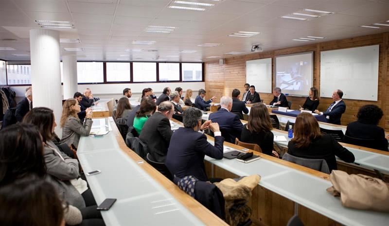 Desayuno <em>rsc<sup>2</sup></em> Inversores y Empresas 